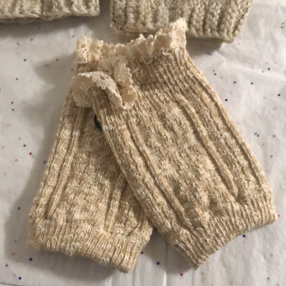 Catos and Claire’s brand leg warmers - Picture 5 of 9